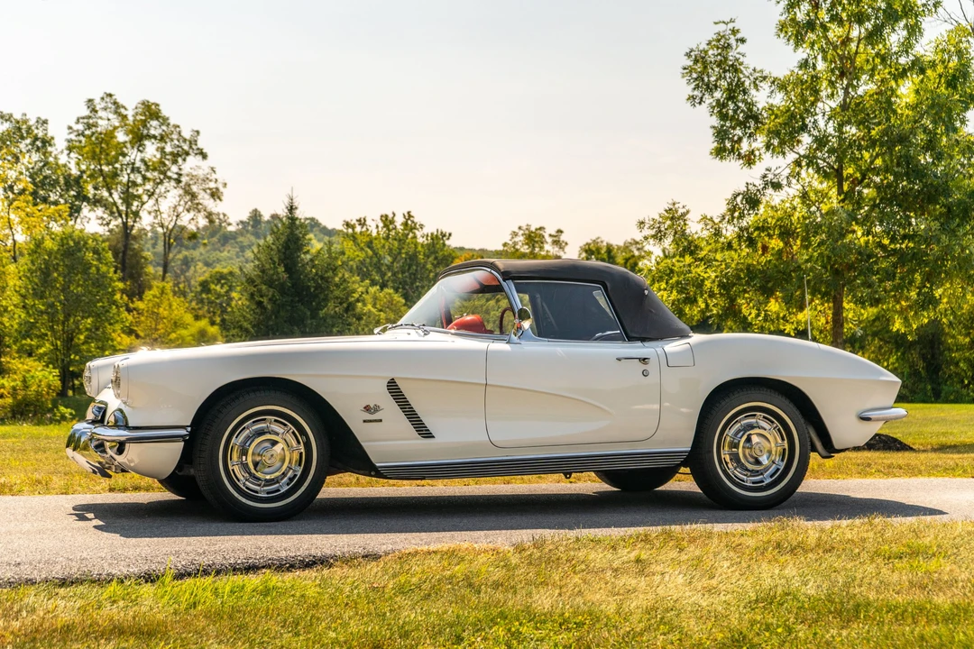 1962 Chevrolet Corvette C1 - Image 13 of 31