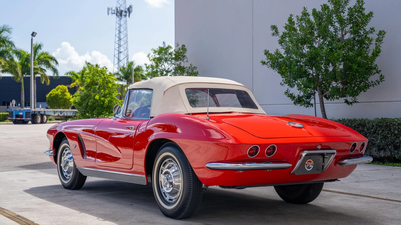 1962 Chevrolet Corvette C1 - Image 18 of 31