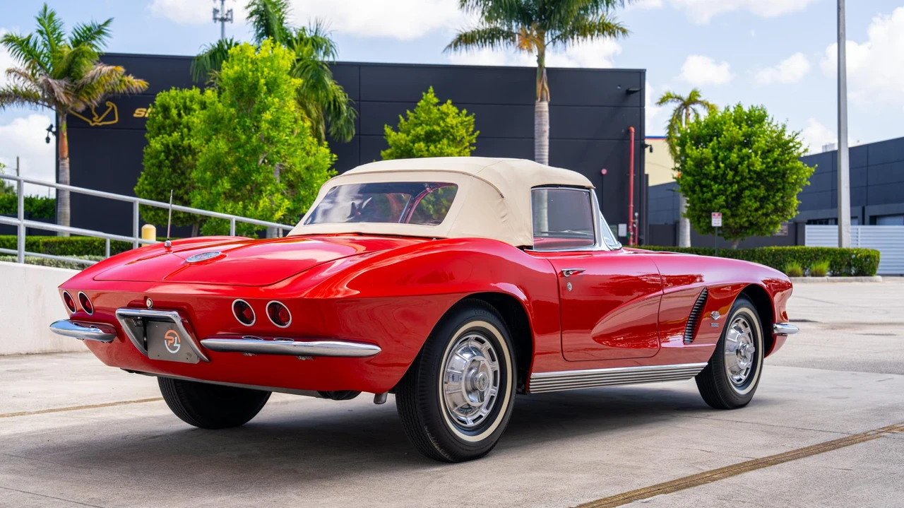1962 Chevrolet Corvette C1 - Image 16 of 31