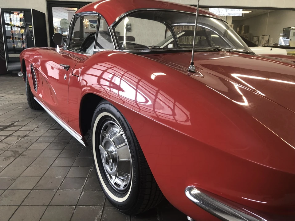 1962 Chevrolet Corvette C1 - Image 13 of 31