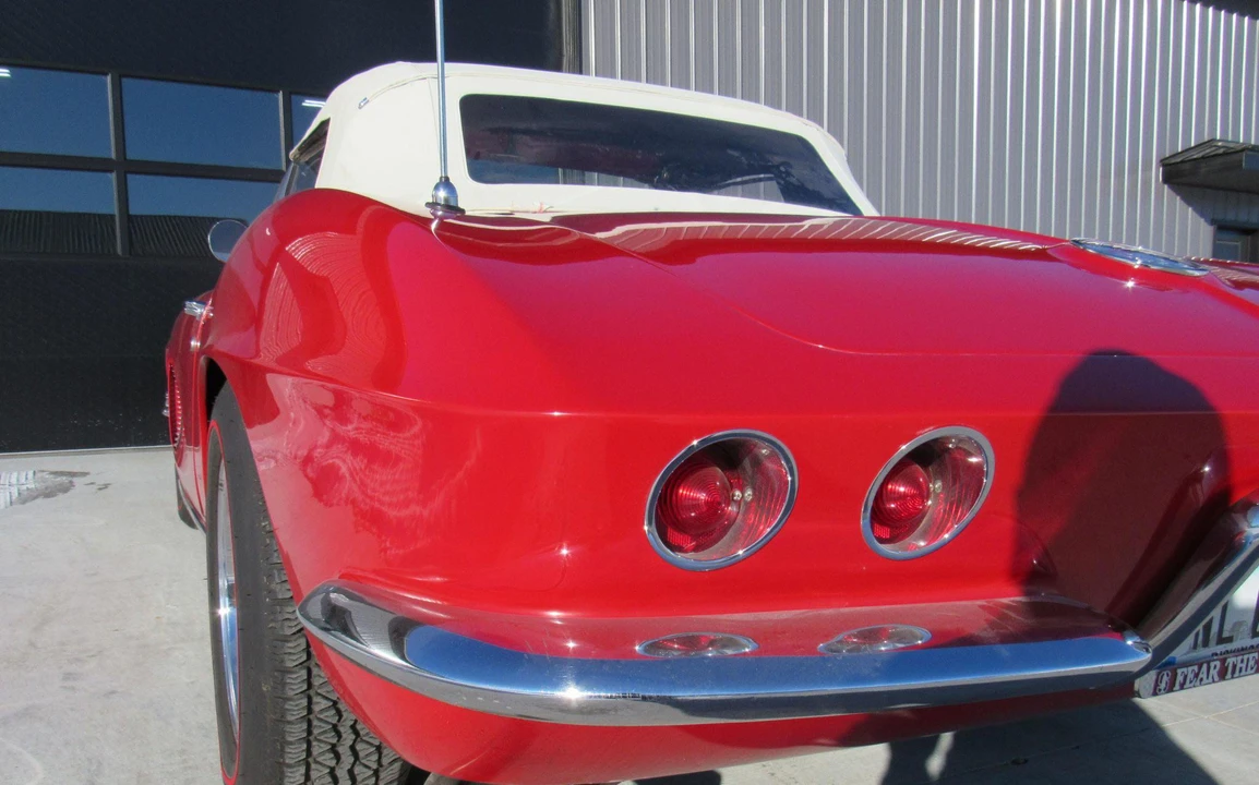 1962 Chevrolet Corvette C1 - Image 24 of 31