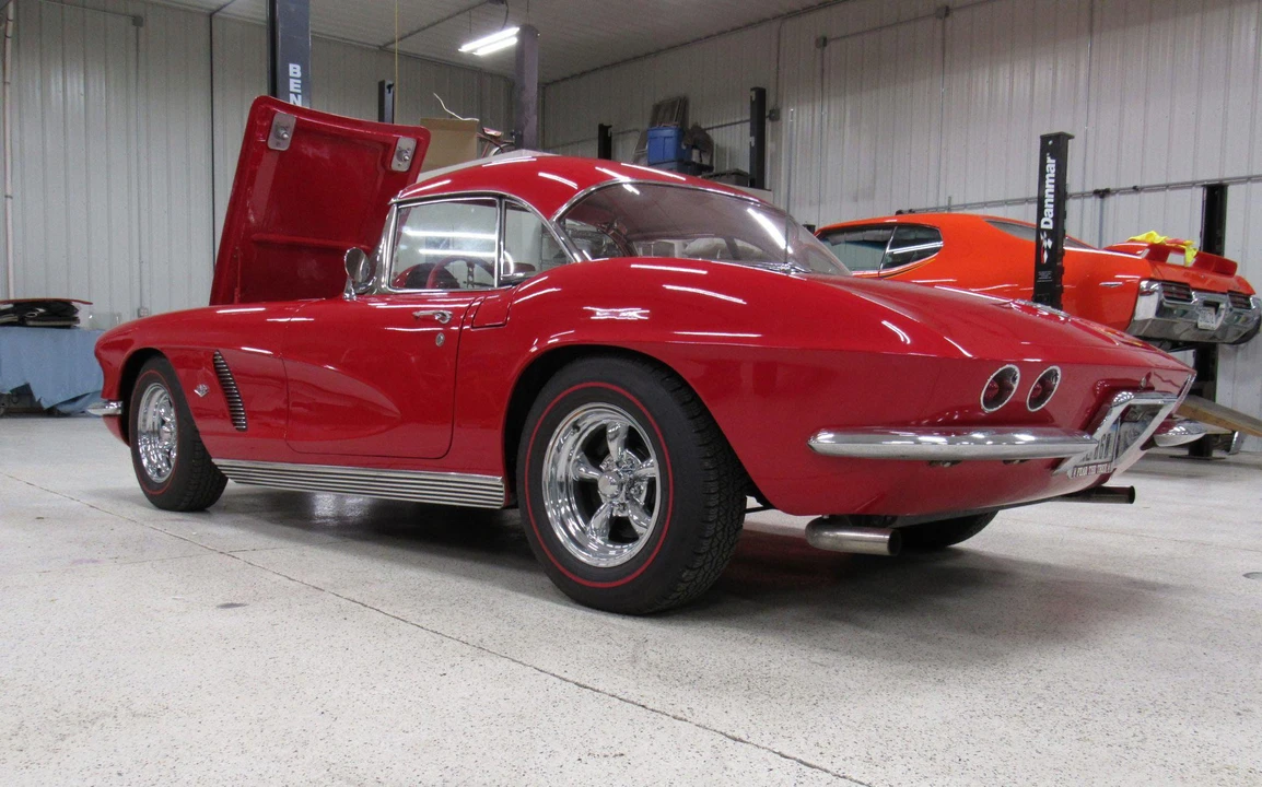 1962 Chevrolet Corvette C1 - Image 14 of 31