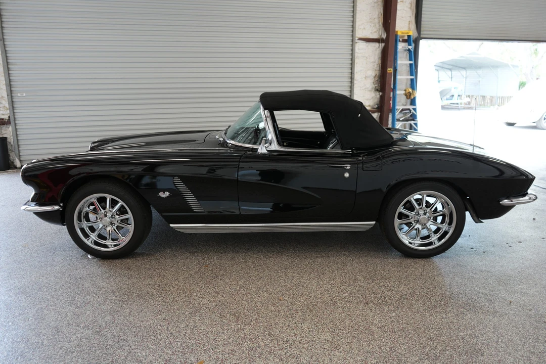 1962 Chevrolet Corvette C1 - Image 13 of 31