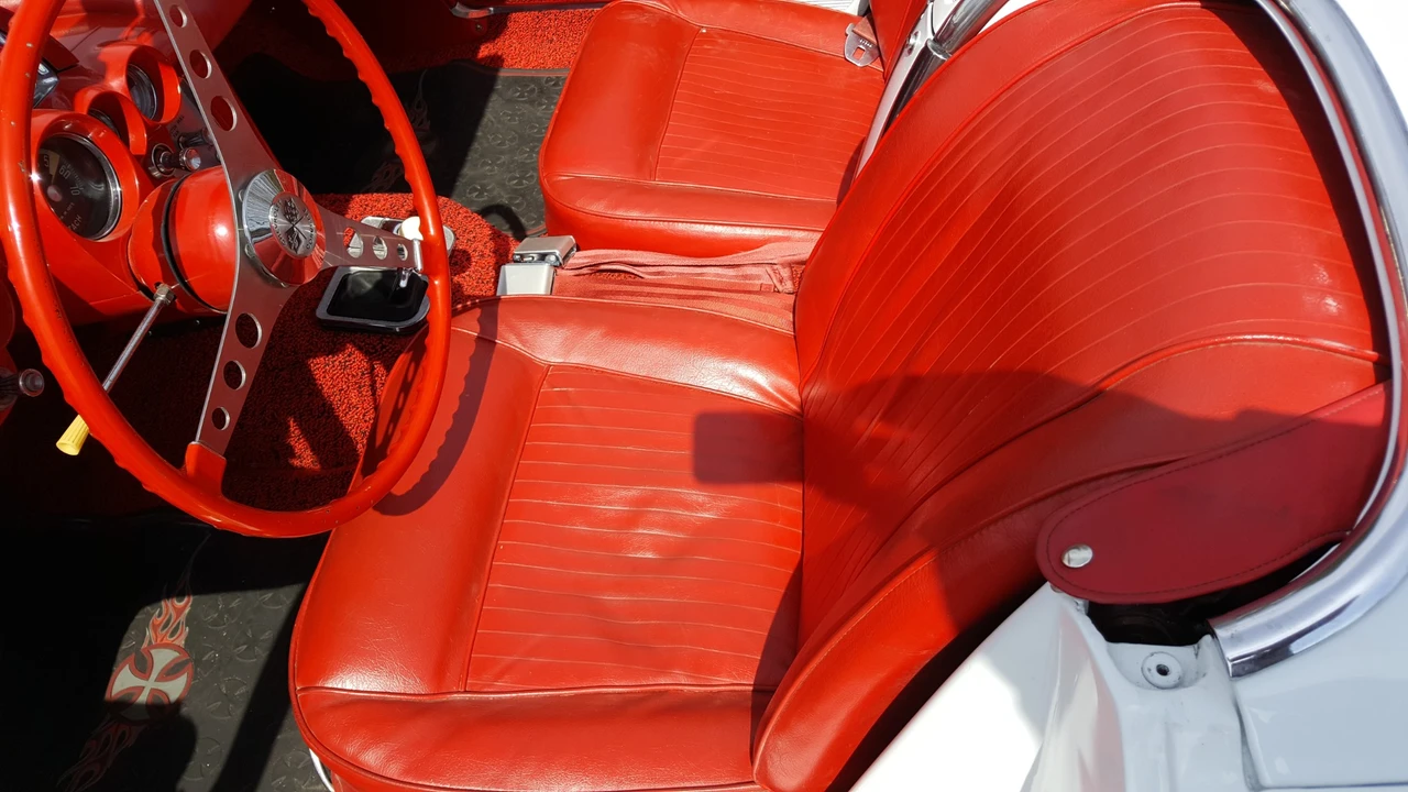1962 Chevrolet Corvette C1 - Image 20 of 31