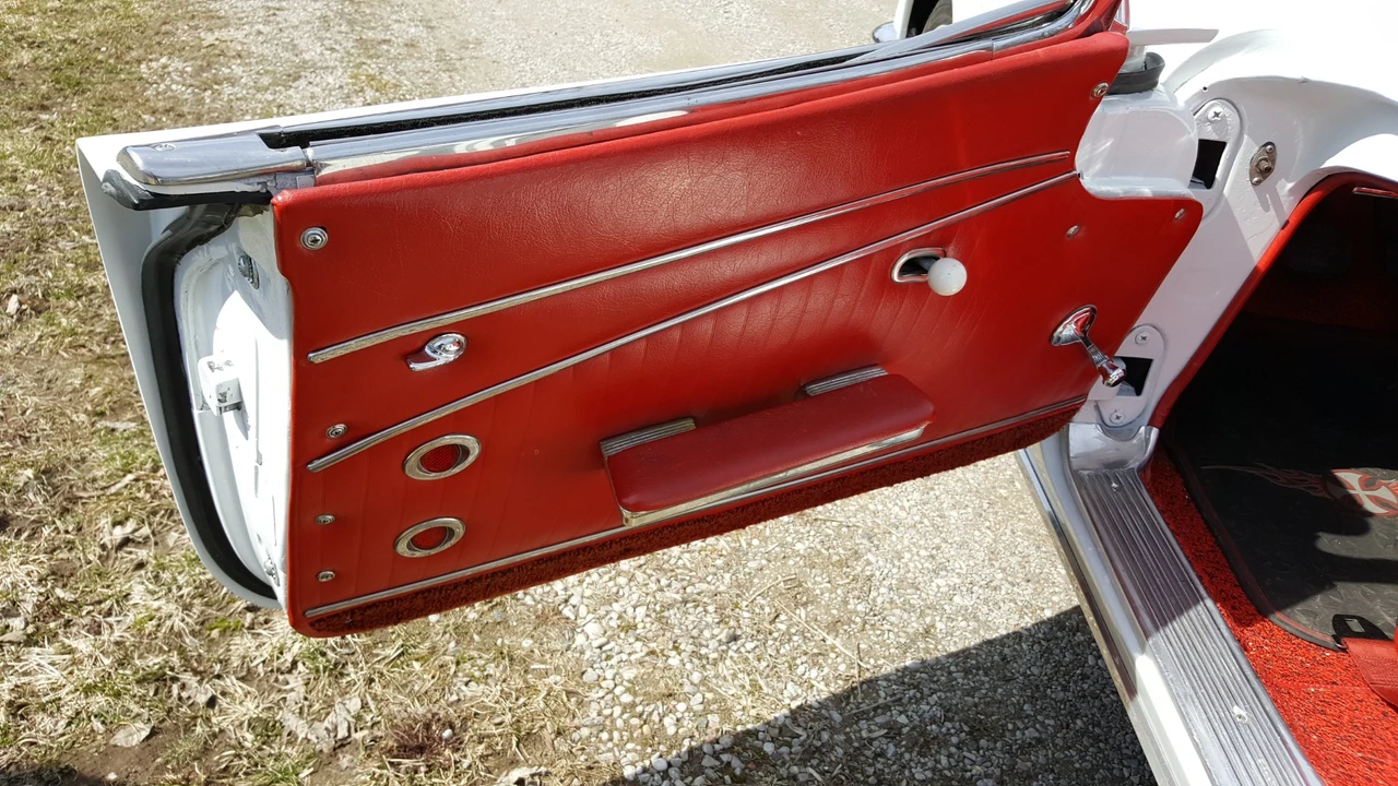1962 Chevrolet Corvette C1 - Image 18 of 31