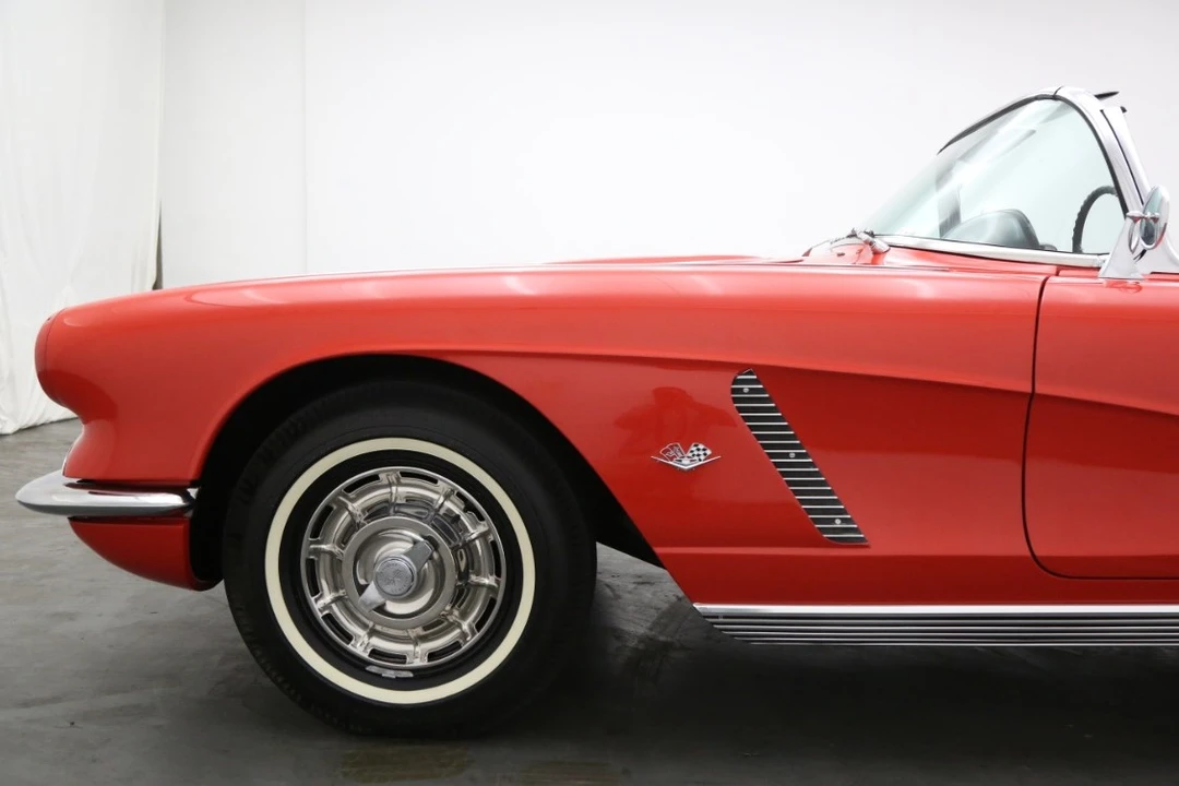 1962 Chevrolet Corvette C1 - Image 13 of 31