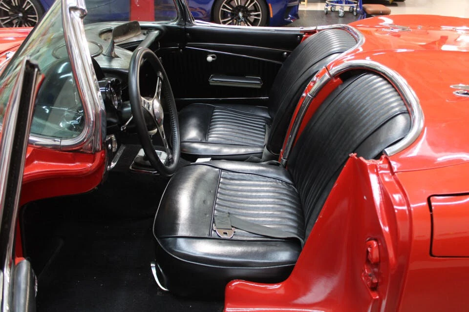 1962 Chevrolet Corvette C1 - Image 17 of 31