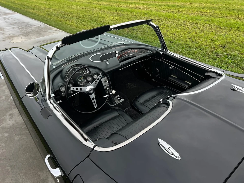 1962 Chevrolet Corvette C1 - Image 10 of 30