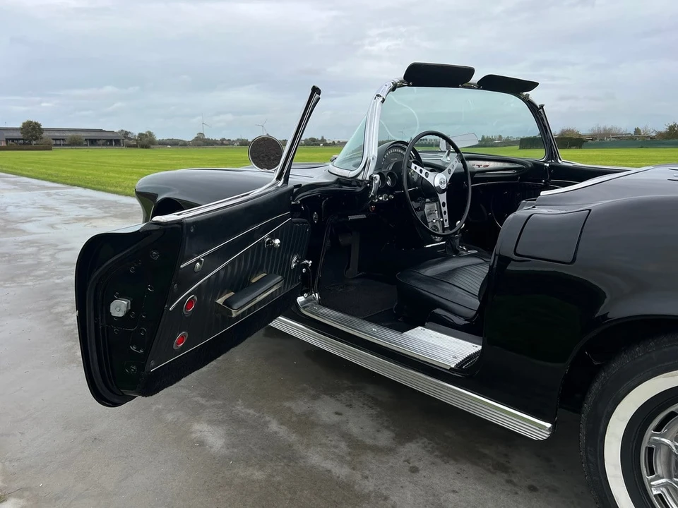 1962 Chevrolet Corvette C1 - Image 11 of 30