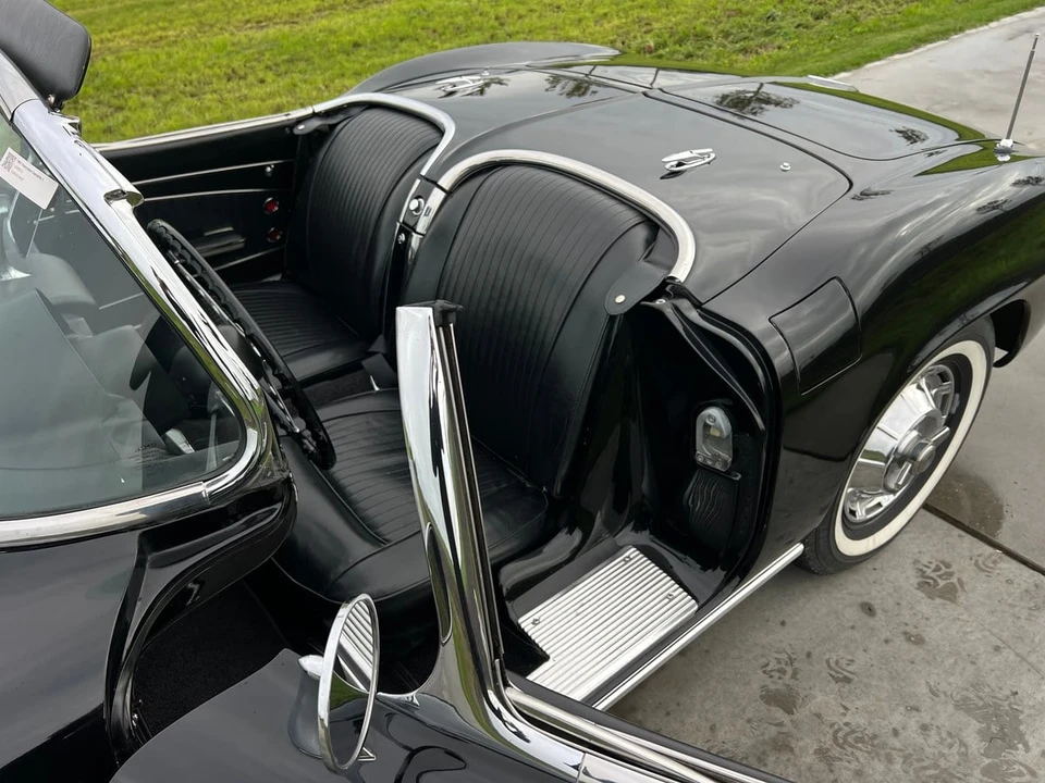 1962 Chevrolet Corvette C1 - Image 15 of 30