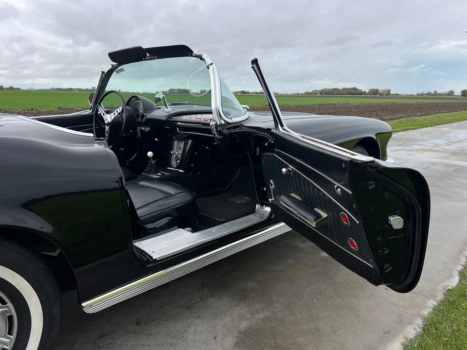 1962 Chevrolet Corvette C1 - Image 16 of 30