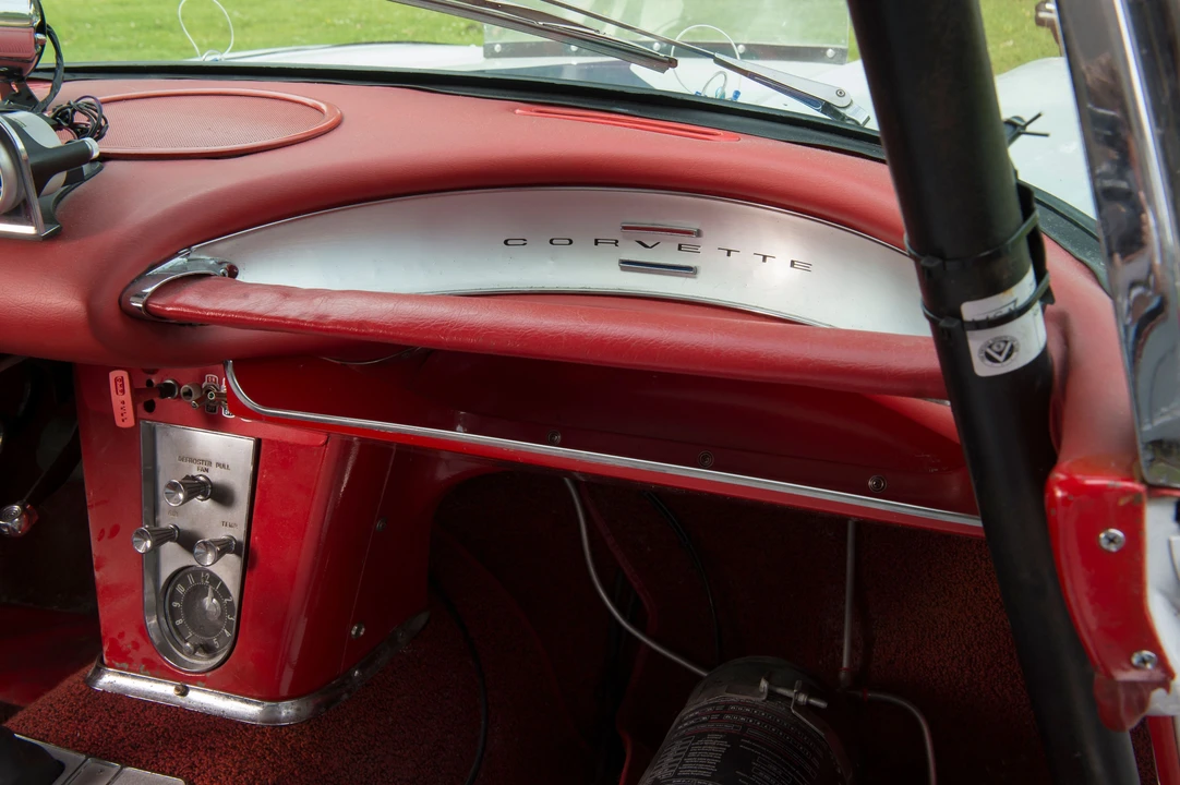 1962 Chevrolet Corvette C1 - Image 14 of 30
