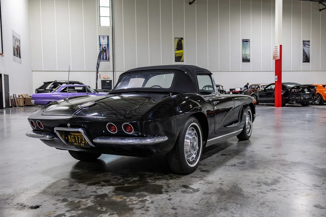 1962 Chevrolet Corvette C1 - Image 13 of 31