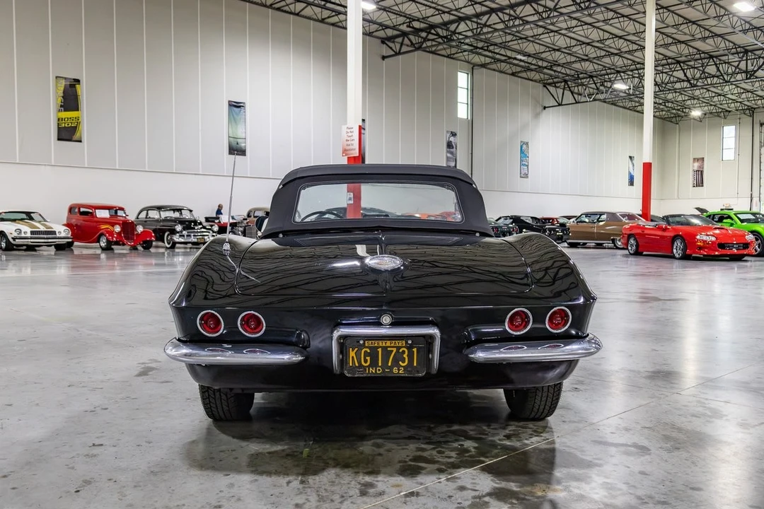1962 Chevrolet Corvette C1 - Image 12 of 31