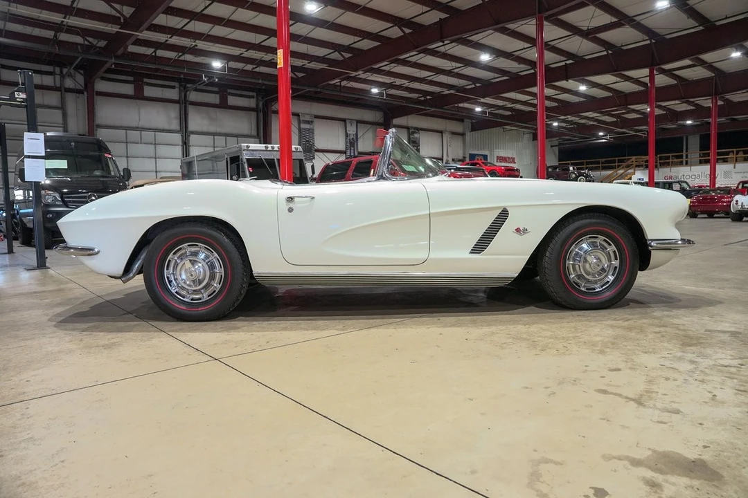 1962 Chevrolet Corvette C1 - Image 10 of 12