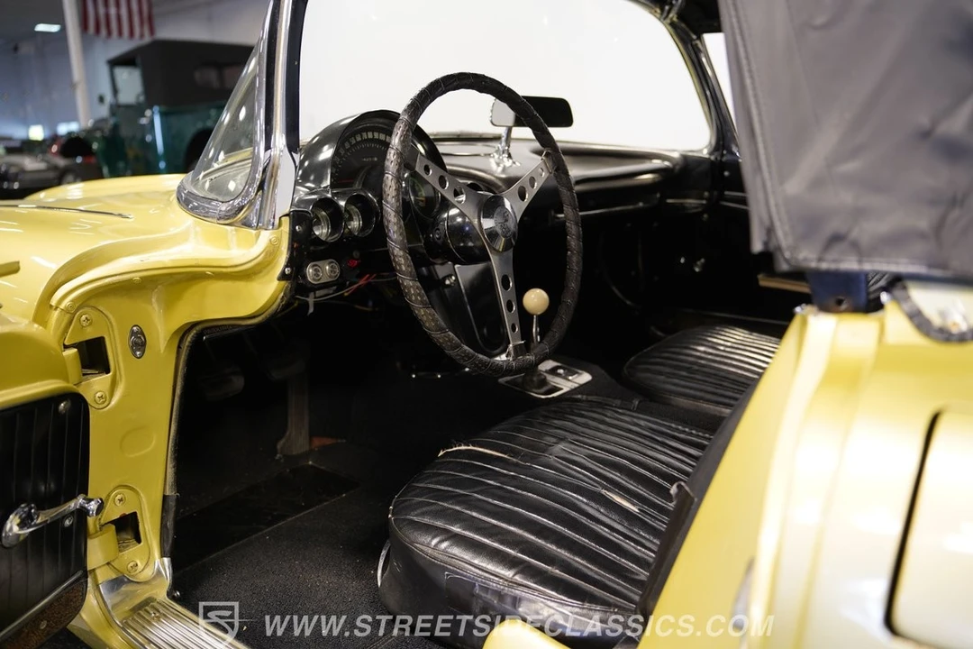 1962 Chevrolet Corvette C1 - Image 5 of 12