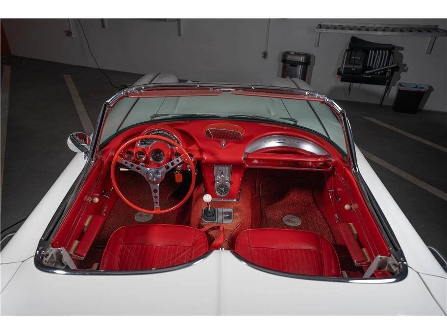 1962 Chevrolet Corvette C1 - Image 8 of 31