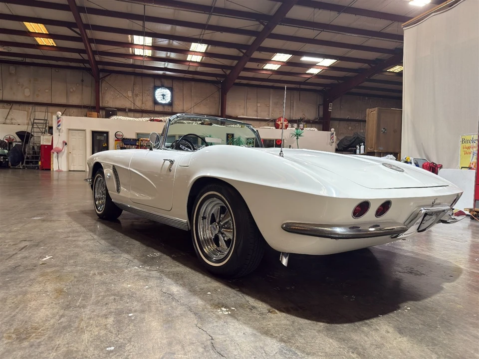 1962 Chevrolet Corvette C1 - Image 18 of 31