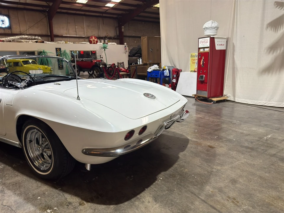 1962 Chevrolet Corvette C1 - Image 20 of 31