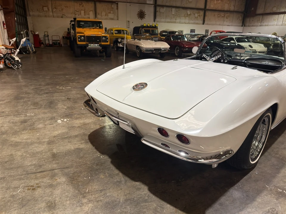 1962 Chevrolet Corvette C1 - Image 24 of 31