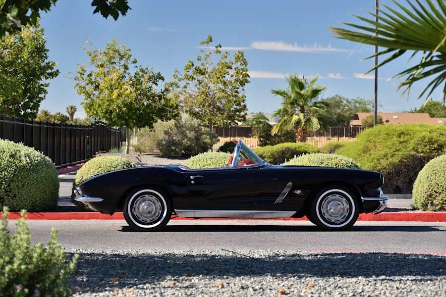 1962 Chevrolet Corvette C1 - Image 2 of 31