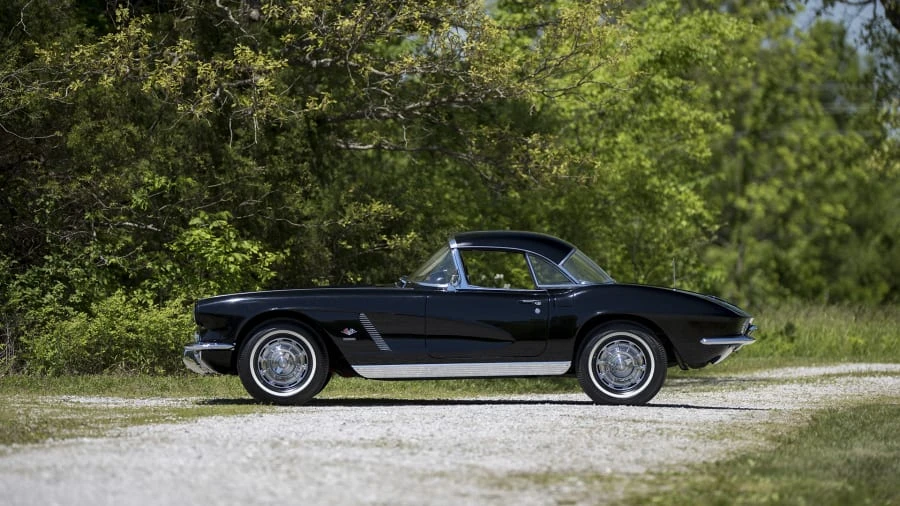 1962 Chevrolet Corvette C1 - Image 2 of 12