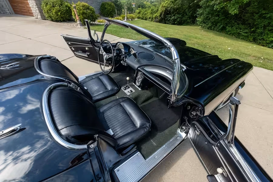 1962 Chevrolet Corvette C1 - Image 13 of 24