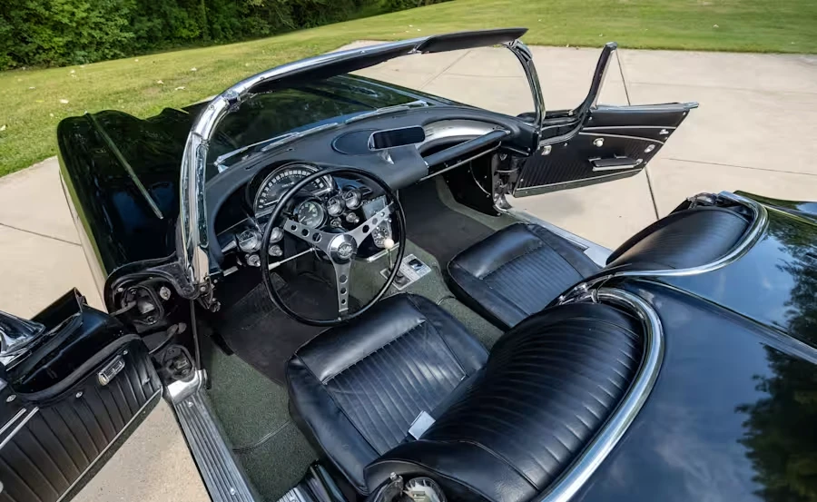1962 Chevrolet Corvette C1 - Image 14 of 24