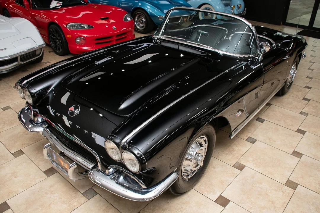 1962 Chevrolet Corvette C1 - Image 14 of 31