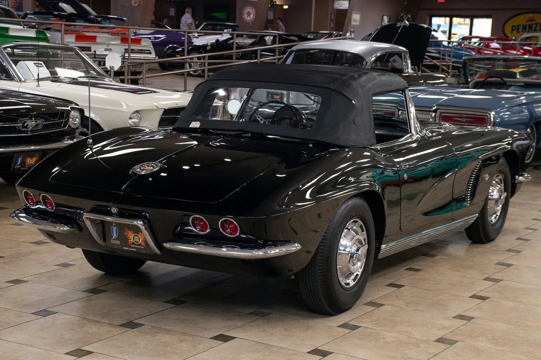 1962 Chevrolet Corvette C1 - Image 22 of 31