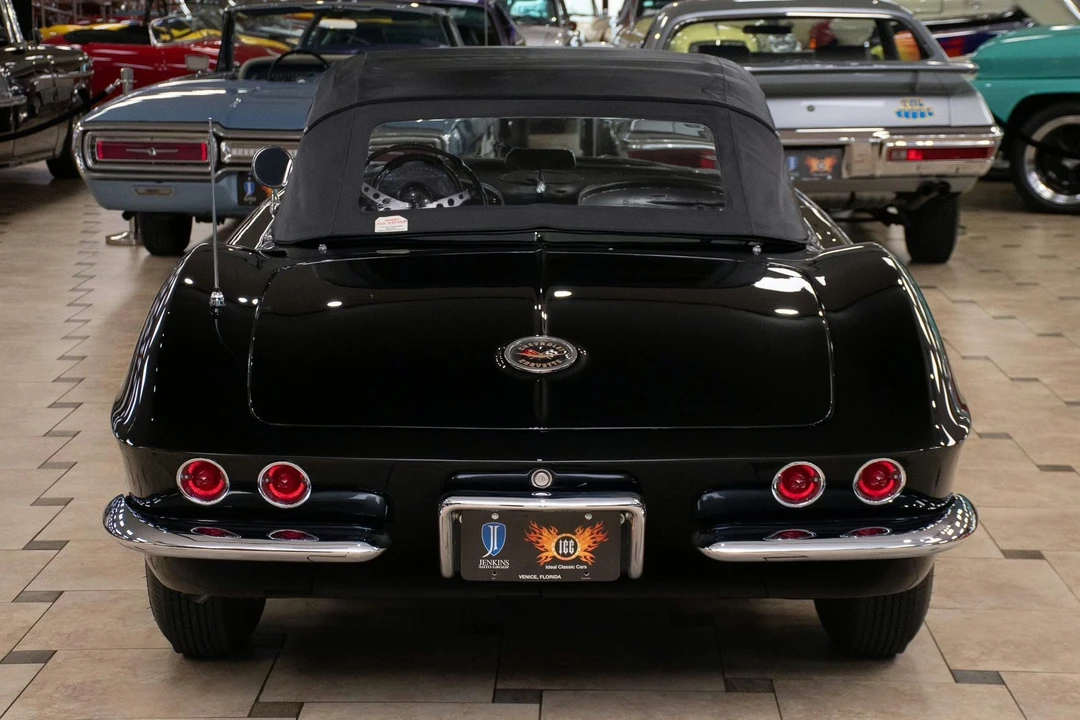 1962 Chevrolet Corvette C1 - Image 23 of 31