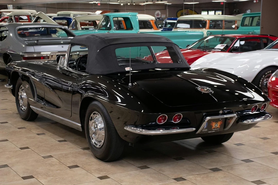 1962 Chevrolet Corvette C1 - Image 24 of 31