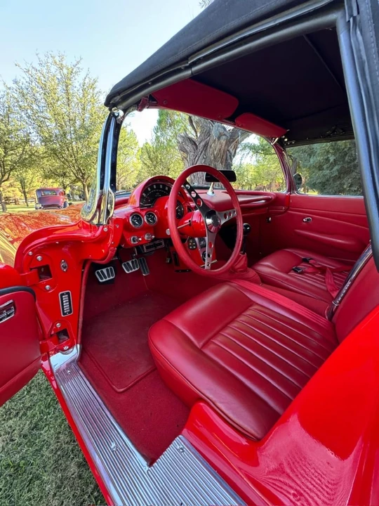 1962 Chevrolet Corvette C1 - Image 15 of 22