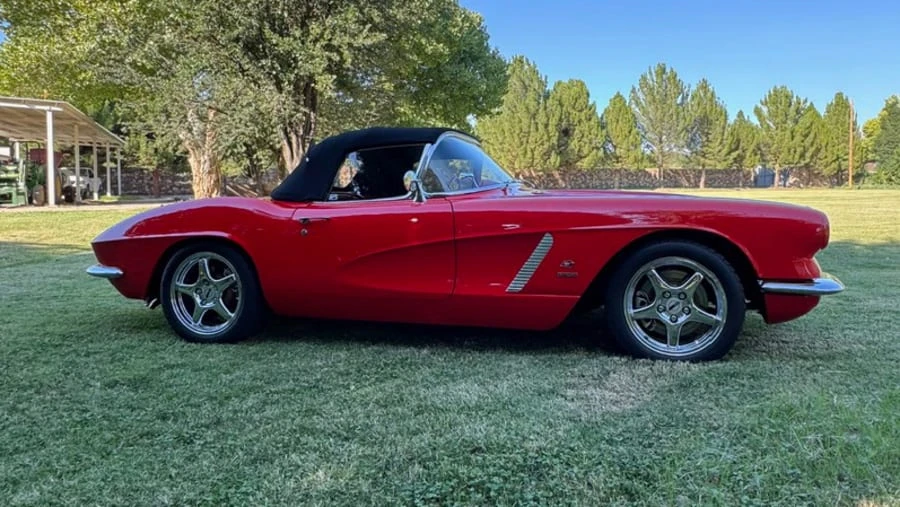 1962 Chevrolet Corvette C1 - Image 2 of 22