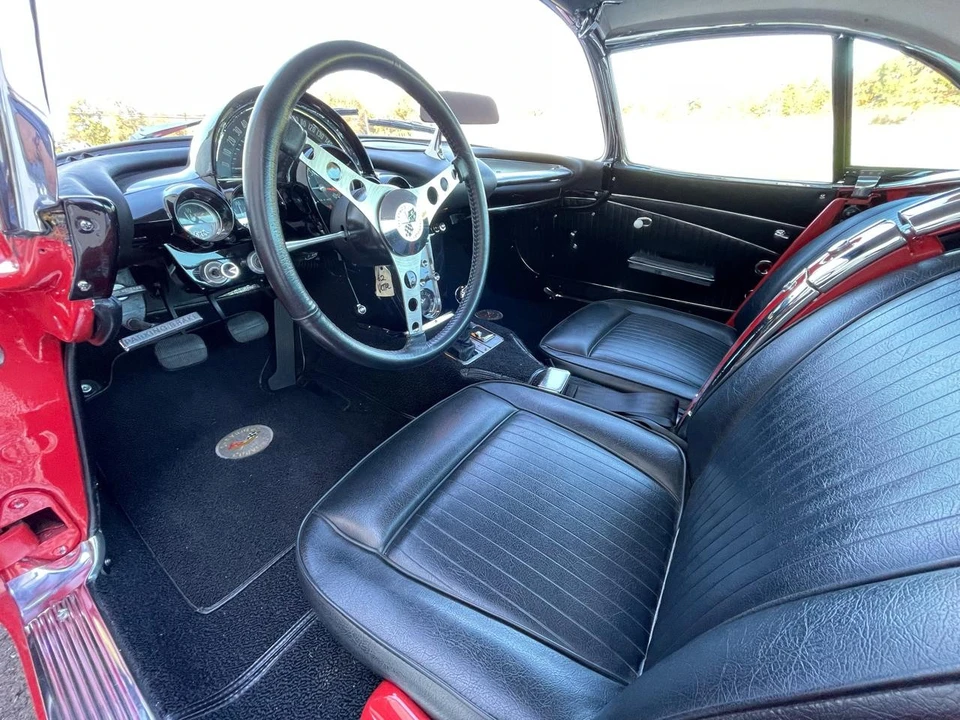 1962 Chevrolet Corvette C1 - Image 22 of 31