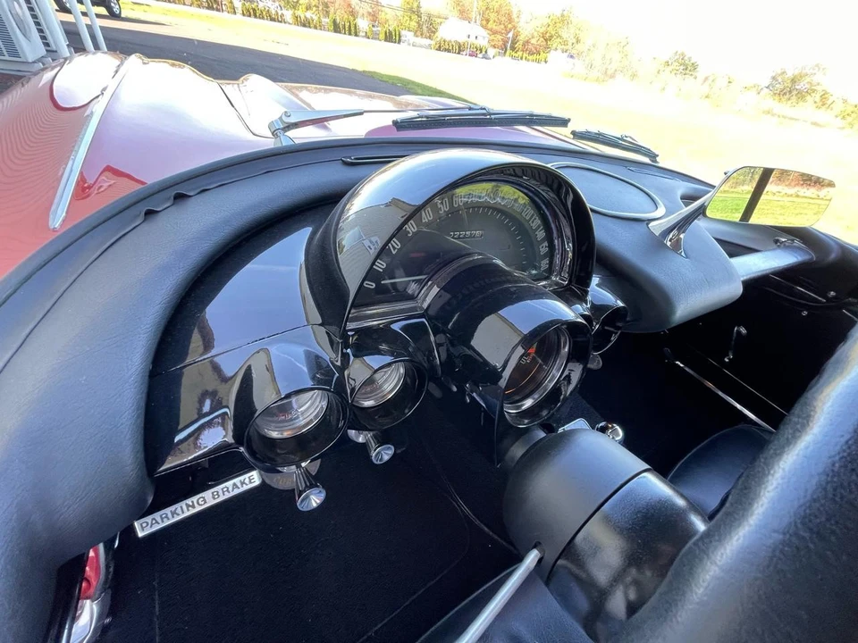 1962 Chevrolet Corvette C1 - Image 28 of 31