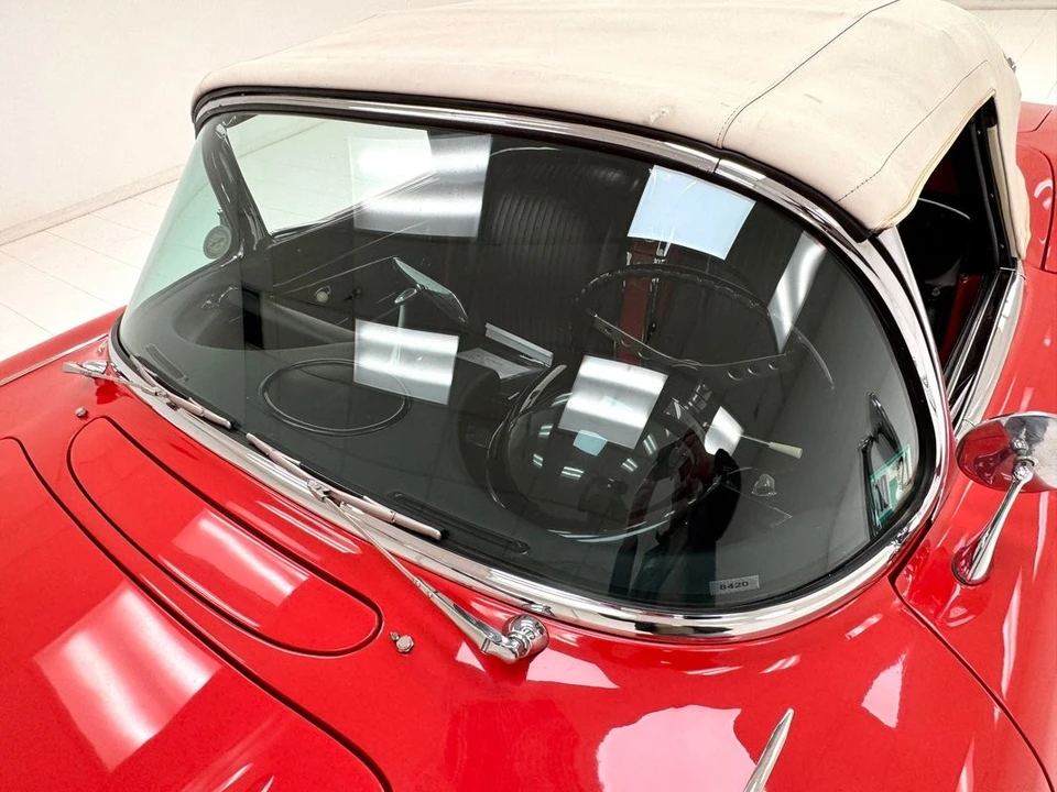 1962 Chevrolet Corvette C1 - Image 18 of 31