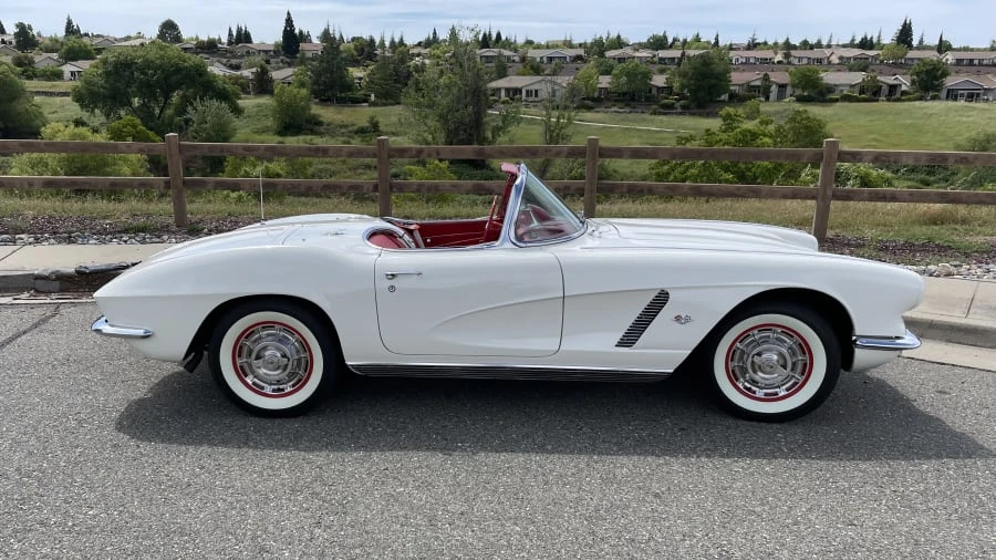 1962 Chevrolet Corvette C1 - Image 2 of 11