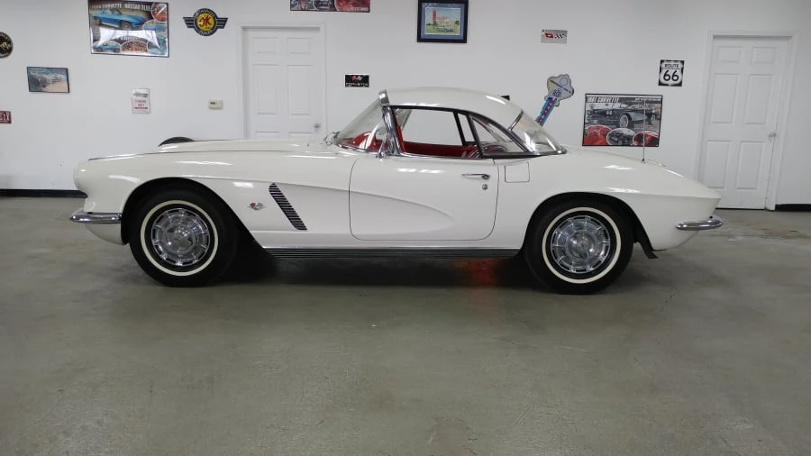 1962 Chevrolet Corvette C1 - Image 2 of 9