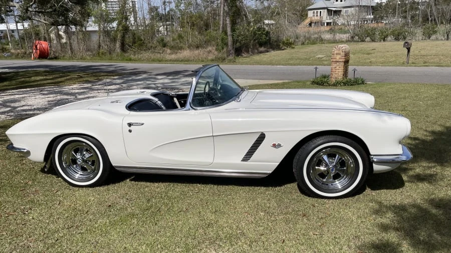1962 Chevrolet Corvette C1 - Image 2 of 10