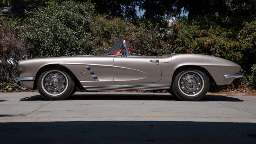 1962 Chevrolet Corvette C1 - Image 2 of 31