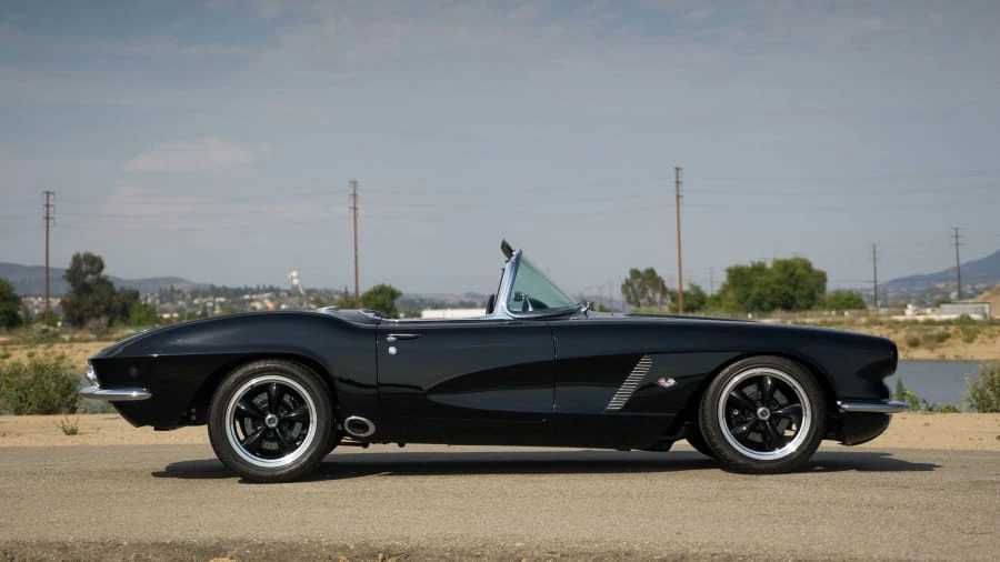 1962 Chevrolet Corvette C1 - Image 2 of 12
