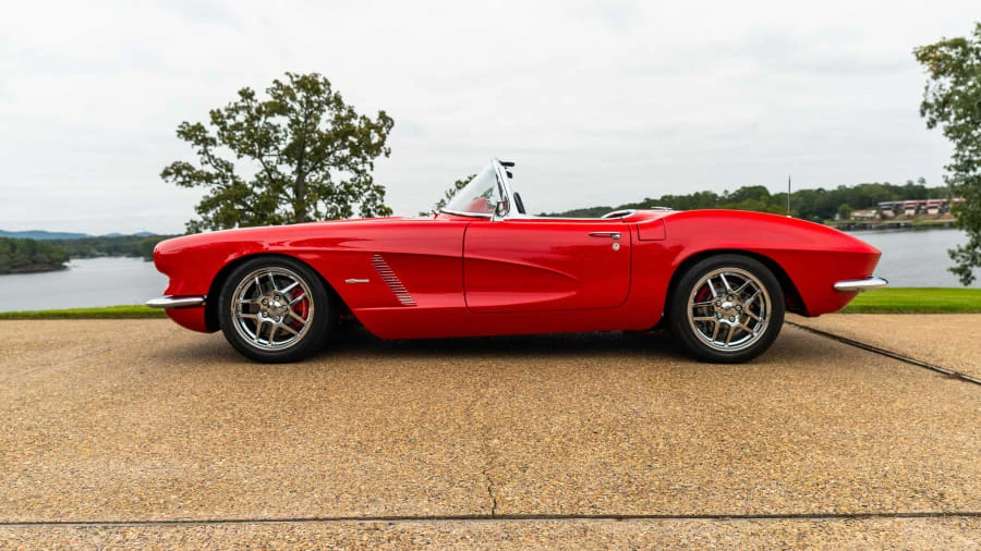 1962 Chevrolet Corvette C1 - Image 2 of 31