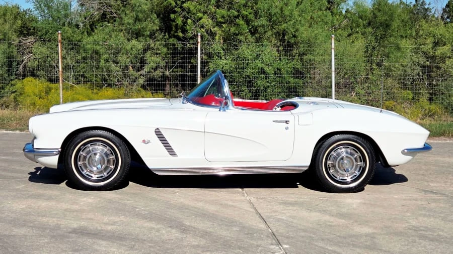 1962 Chevrolet Corvette C1 - Image 2 of 11