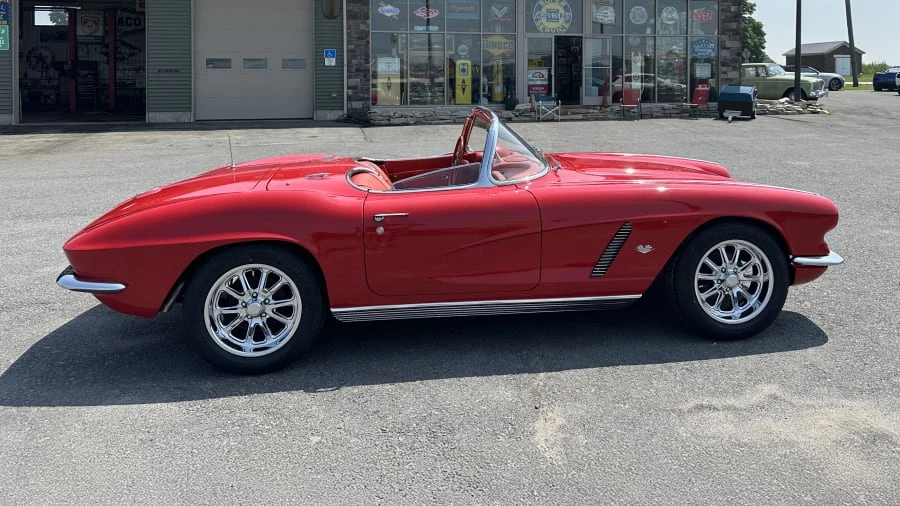 1962 Chevrolet Corvette C1 - Image 2 of 27