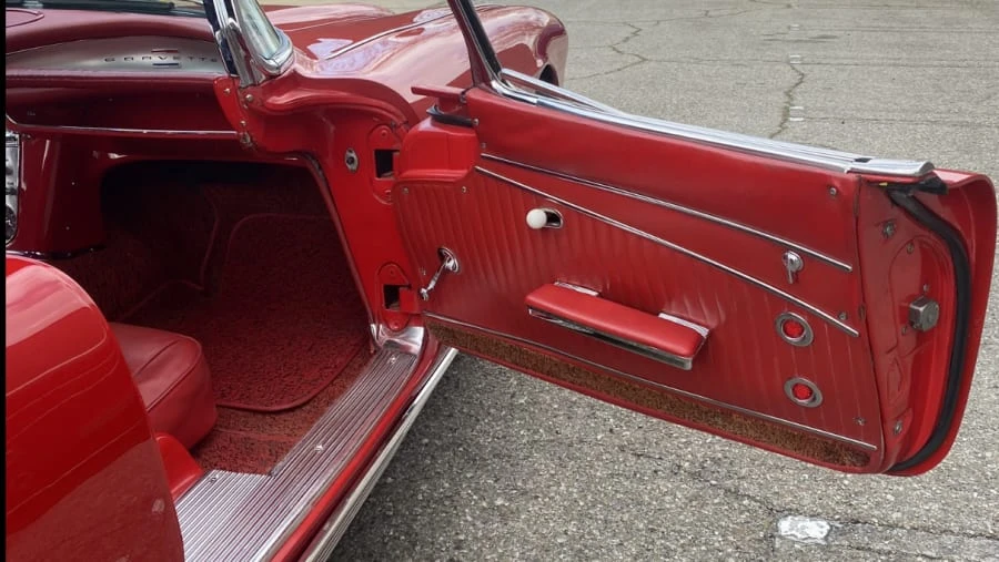 1962 Chevrolet Corvette C1 - Image 7 of 31