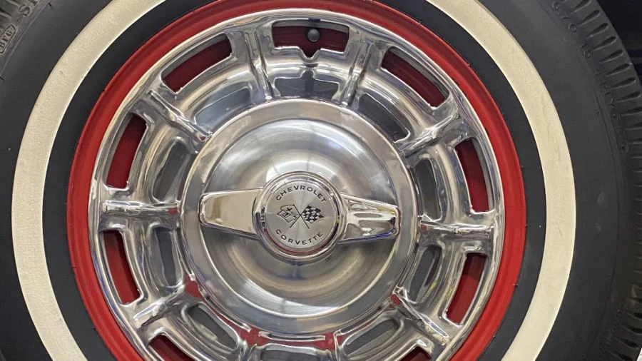 1962 Chevrolet Corvette C1 - Image 20 of 31