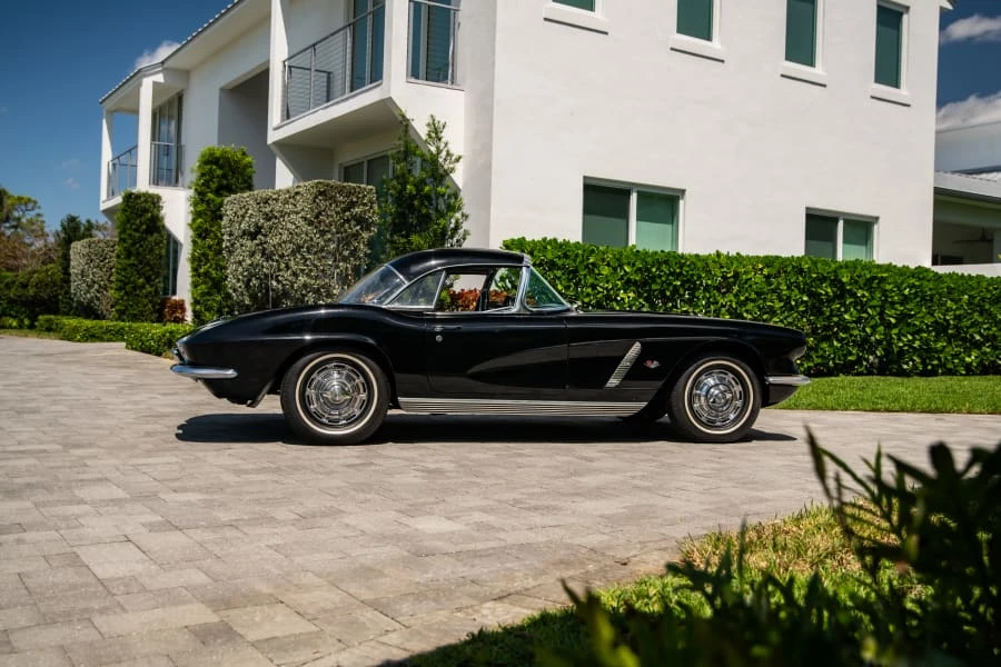 1962 Chevrolet Corvette C1 - Image 2 of 31