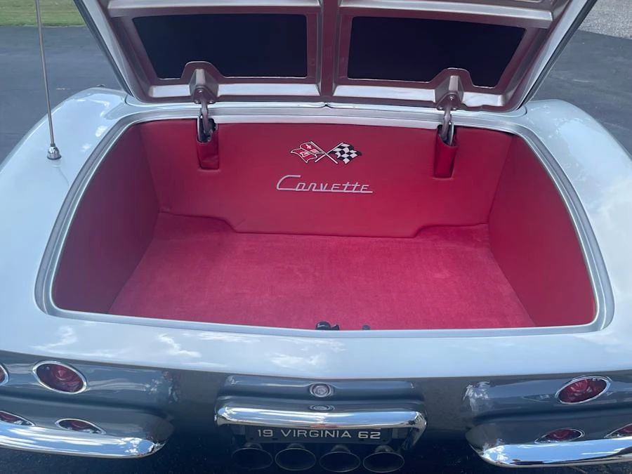 1962 Chevrolet Corvette C1 - Image 14 of 15