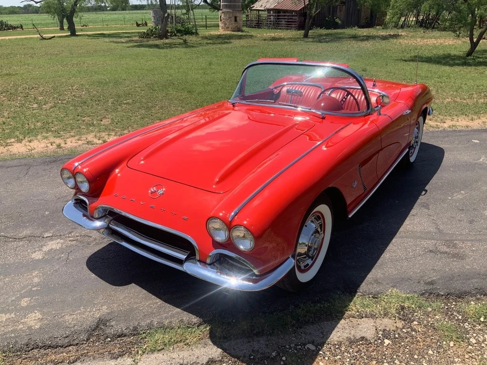 1962 Chevrolet Corvette C1 - Image 2 of 12
